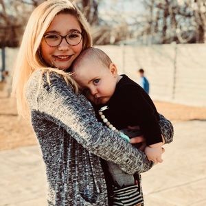 Meet your Posher, Averie